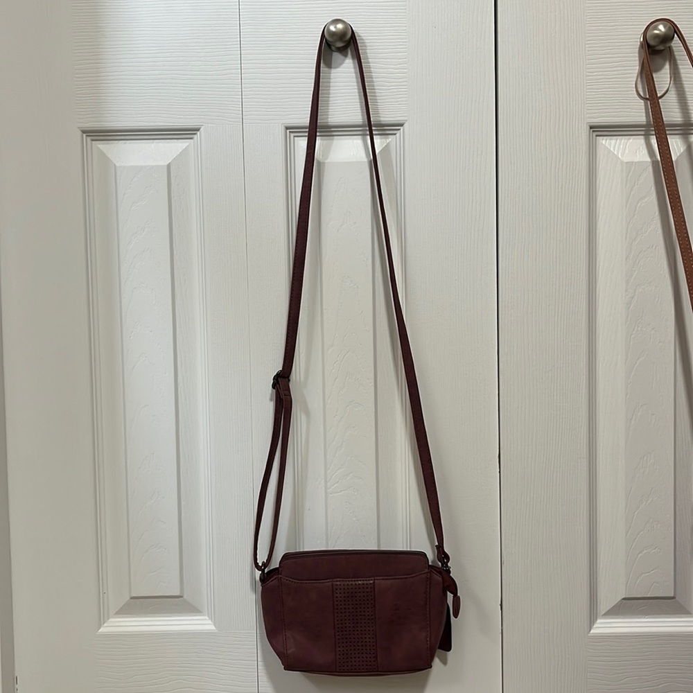 Denver Hayes / Cross Bag